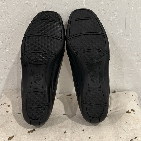 Life Stride Dixie Black Flats Dress Business Shoes Womans Size 9.5 - Picture 8 of 8